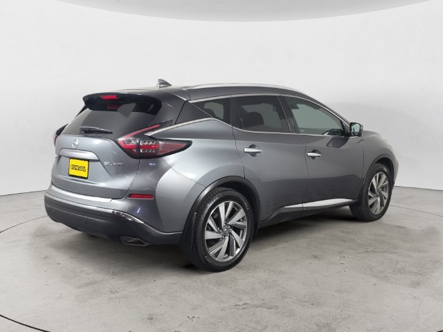 Used 2020 Gun Metallic Nissan SL image 5