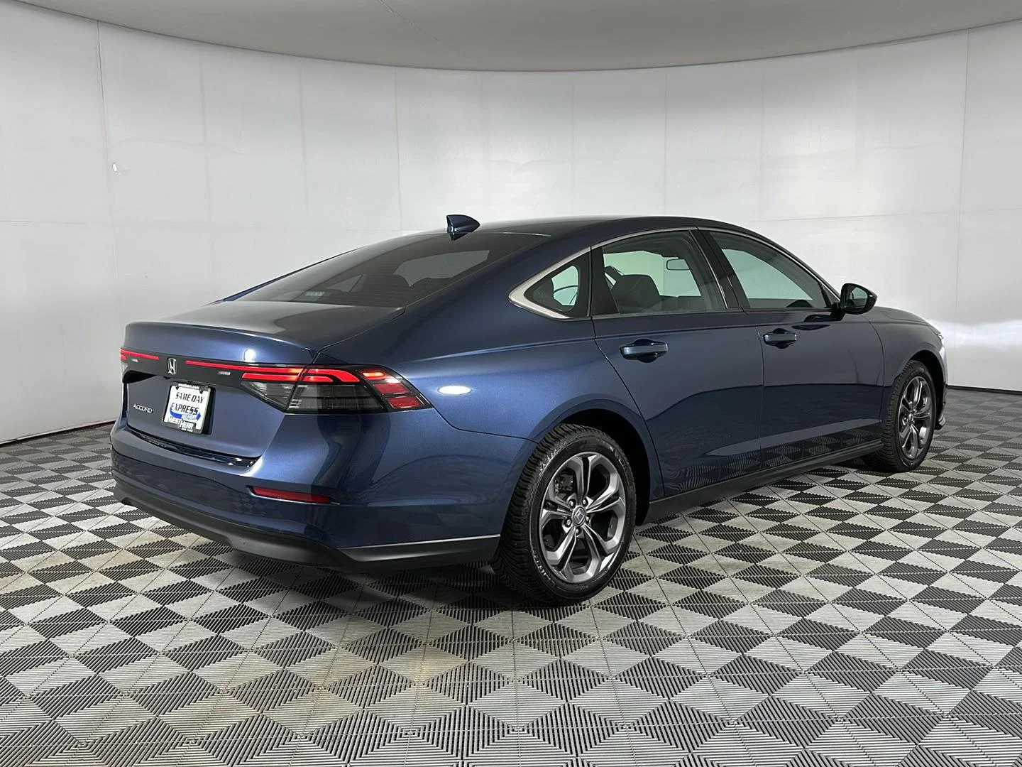 Used 2023 Canyon River Blue Metallic Honda EX image 22