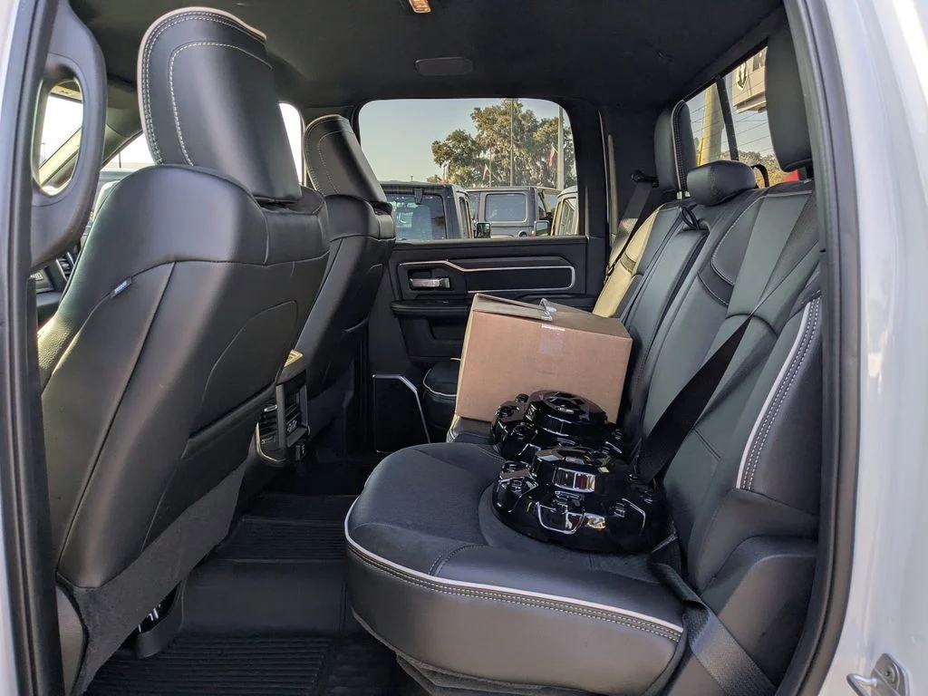 New 2026 Bright White Clear-Coat Exterior Paint RAM Laramie image 14