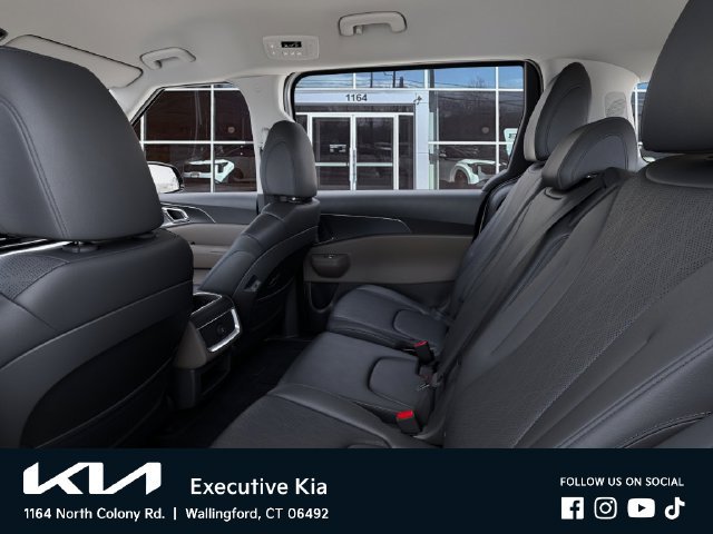 New 2027 White Kia LXS image 18