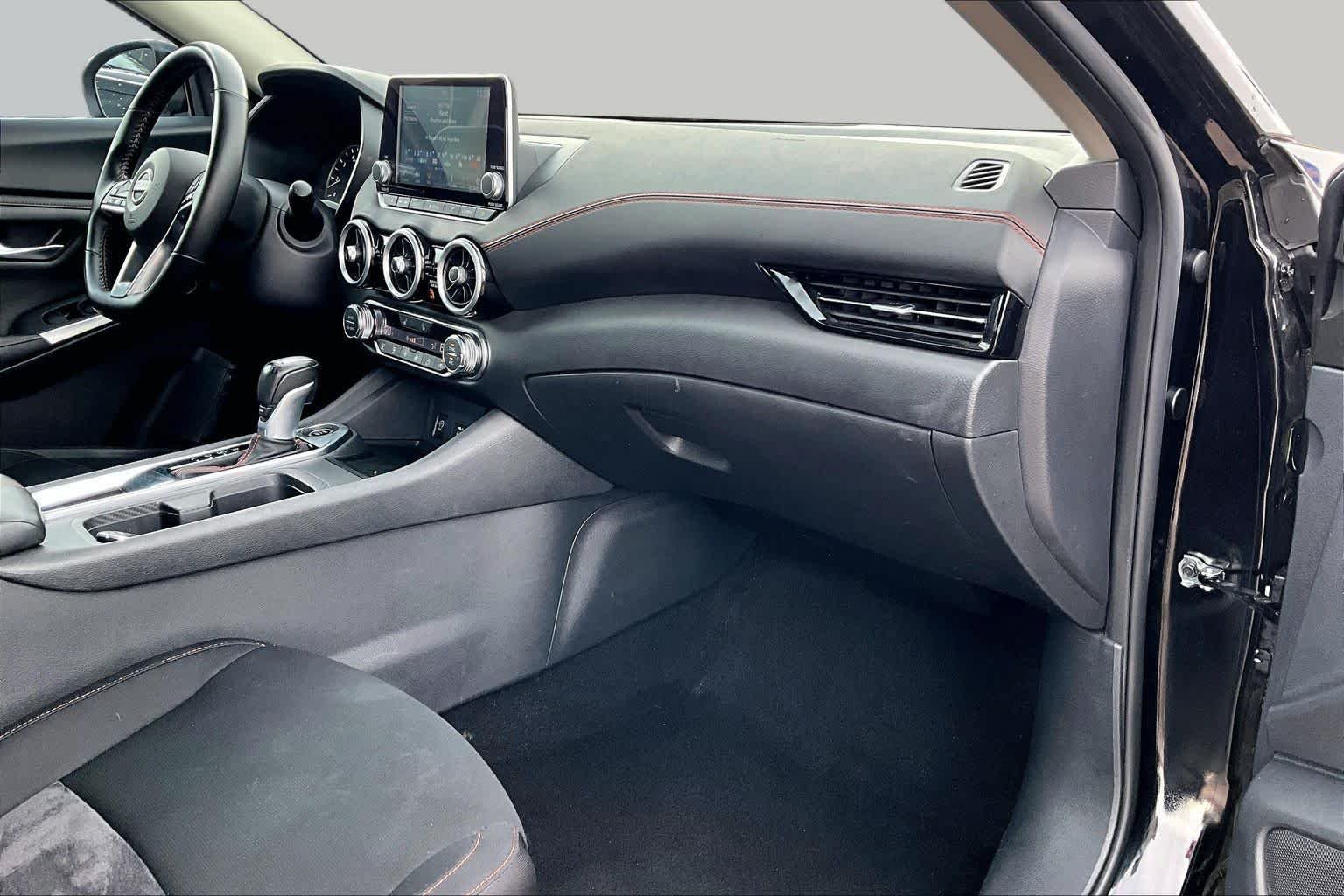 Used 2025 Super Black Nissan SR image 19