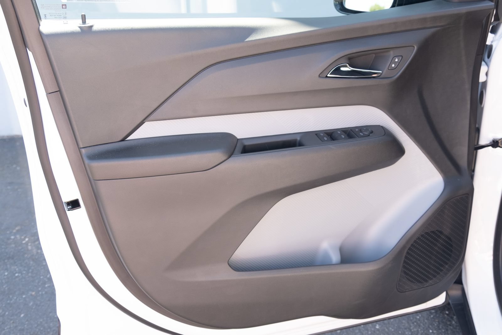 2027 Chevrolet Bolt LT - Photo 12