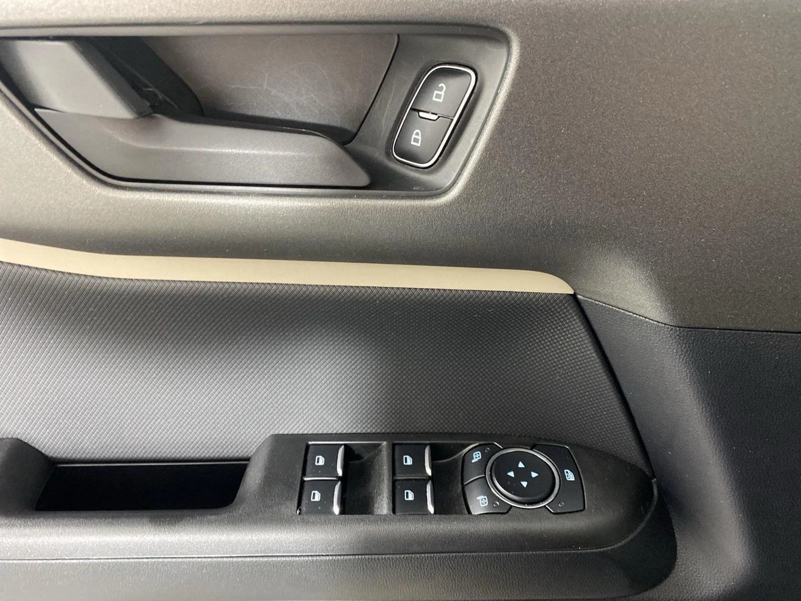 New 2026 Carbonized Gray Metallic Ford Big Bend® image 12