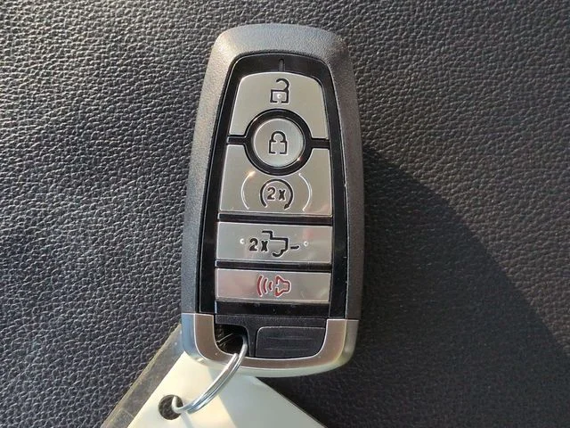 Certified Used 2023 Blue Metallic Ford Lariat image 31