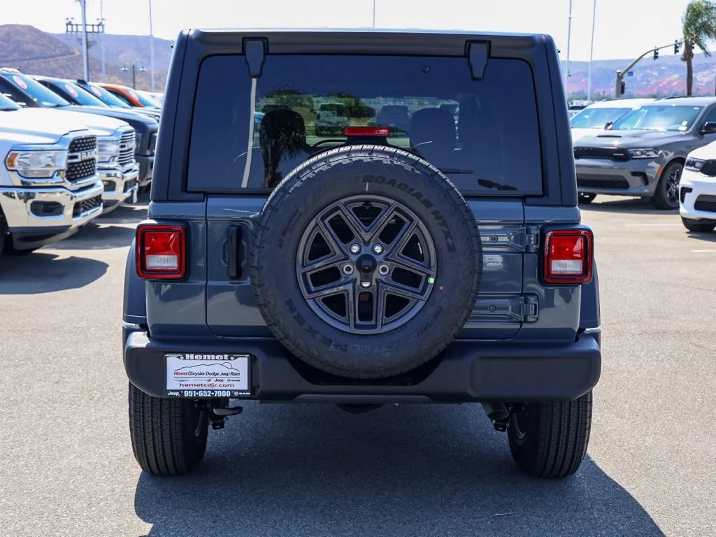 New 2026 Anvil Clear-Coat Exterior Paint Jeep Sport image 5