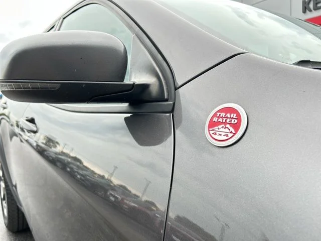 Used 2019 Gray Jeep Trailhawk image 16