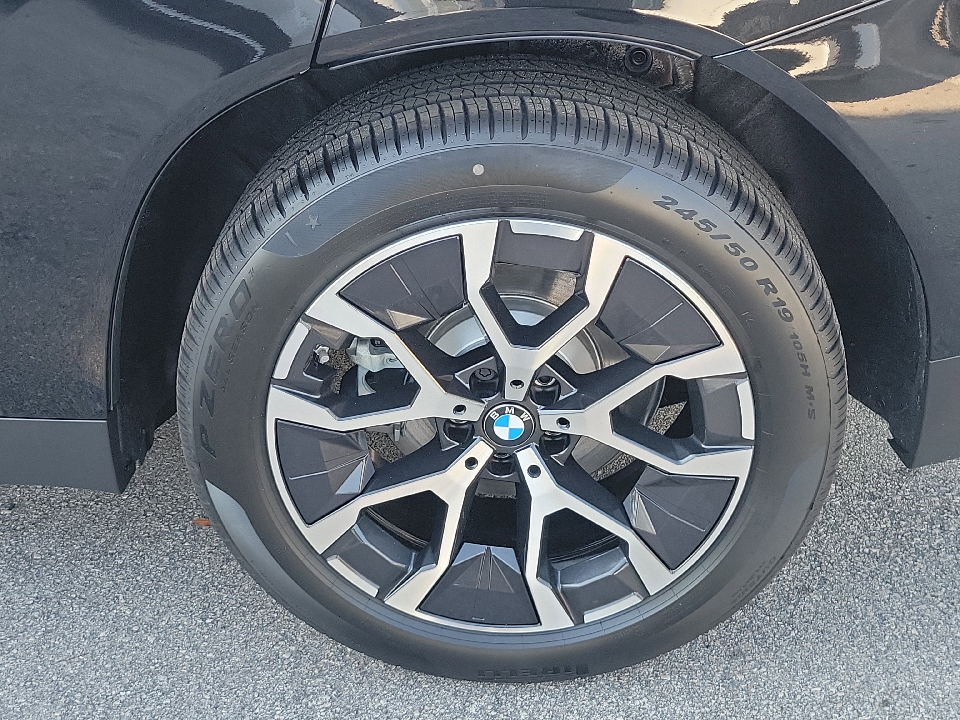 New 2026 Black Sapphire Metallic BMW 30 xDrive image 9