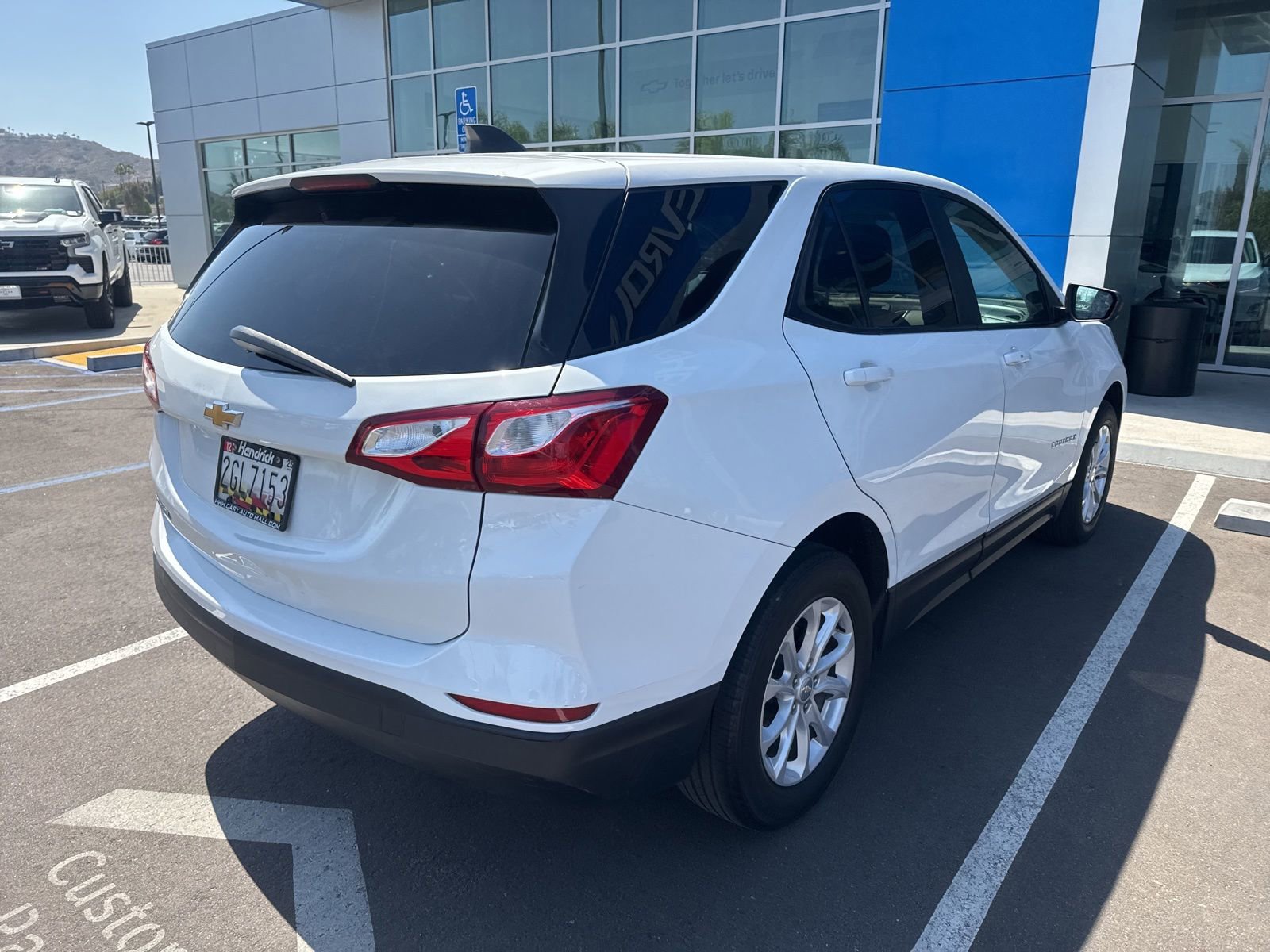Used 2021 SUMMIT WHITE Chevrolet LS image 9