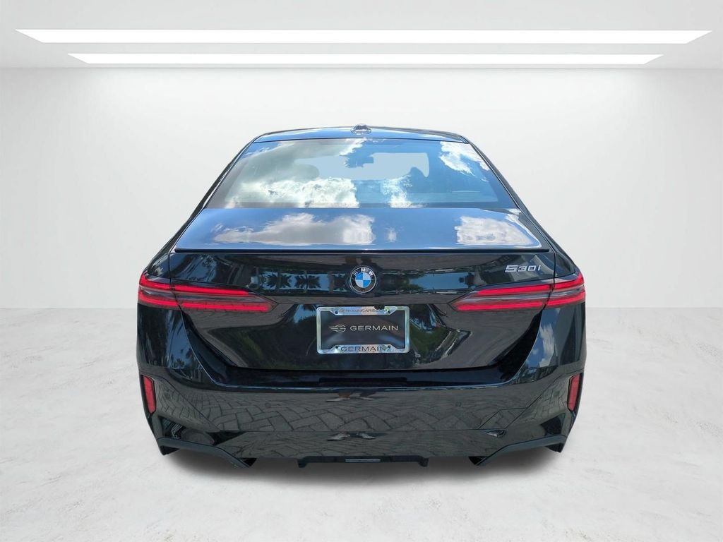 New 2027 Black Sapphire Metallic BMW 530i image 5
