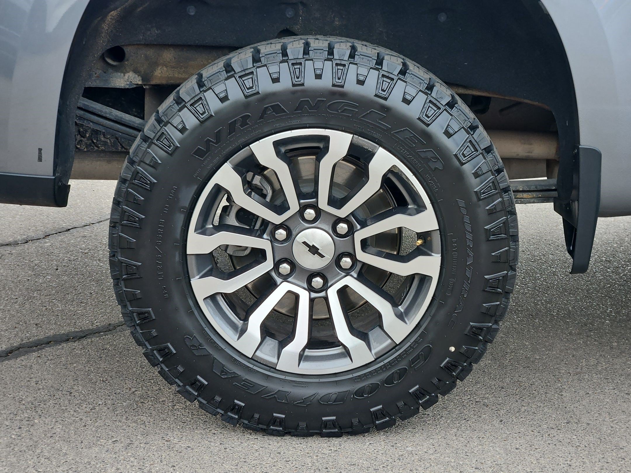 Used 2019 SATIN STEEL METALLIC Chevrolet Custom Trail Boss image 12