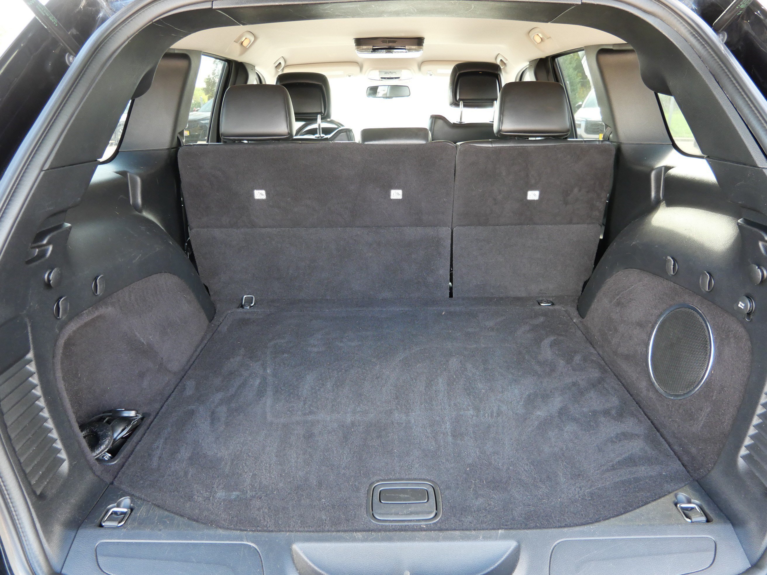 Used 2011 Brilliant Black Crystal Pearl Jeep Laredo image 18