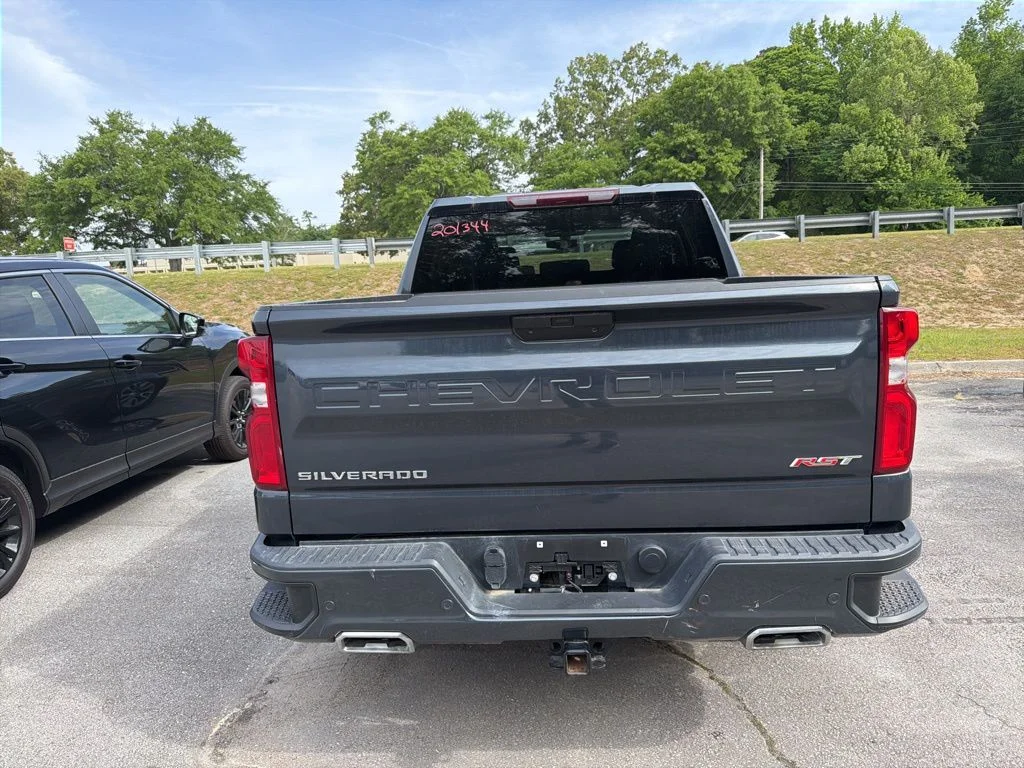 Used 2022 Gray Chevrolet RST image 4