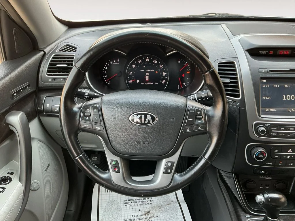 Used 2014 Silver Kia SX image 13