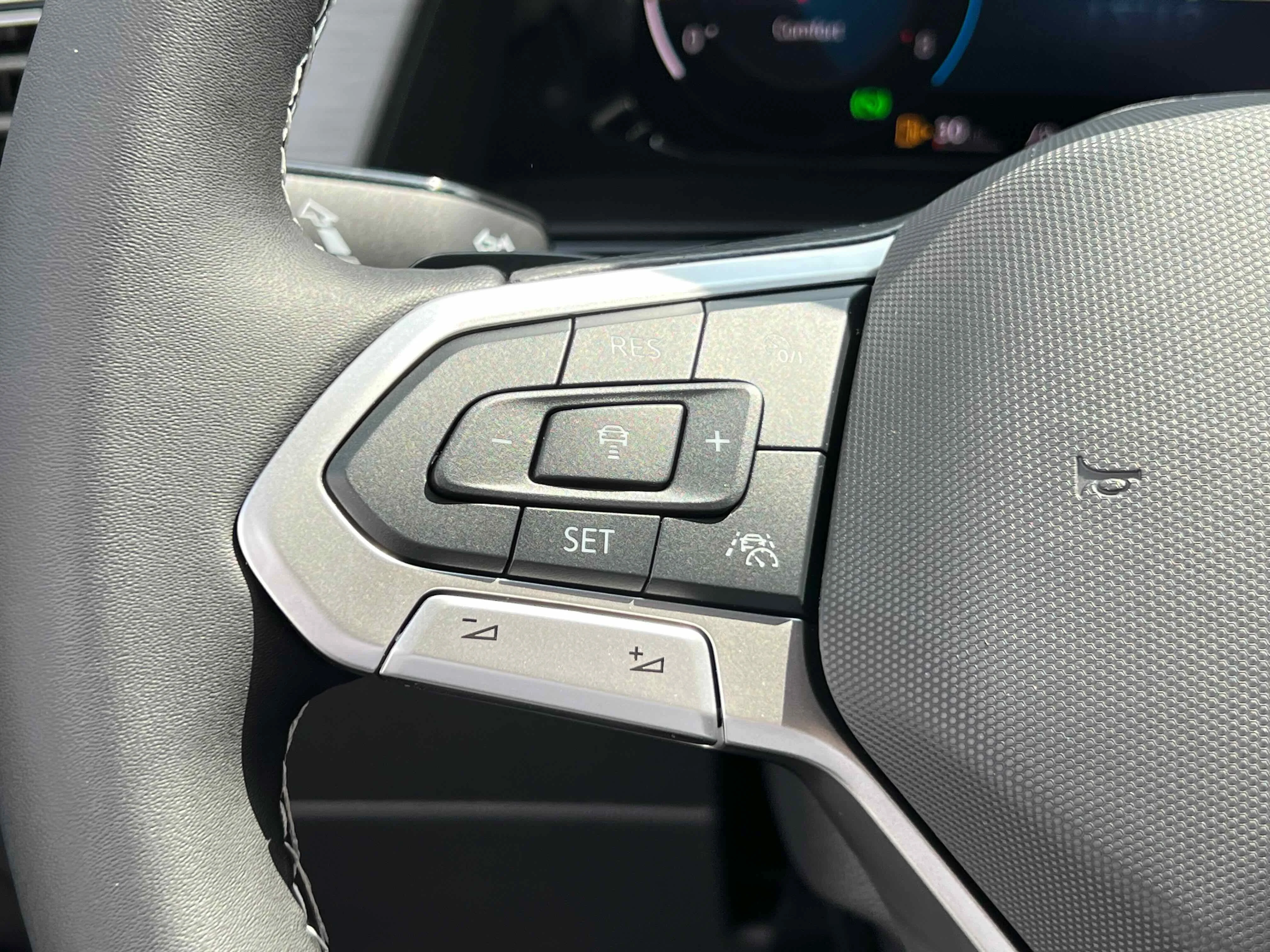 New 2026 Gray Volkswagen 2.0T SE w/Technology image 35