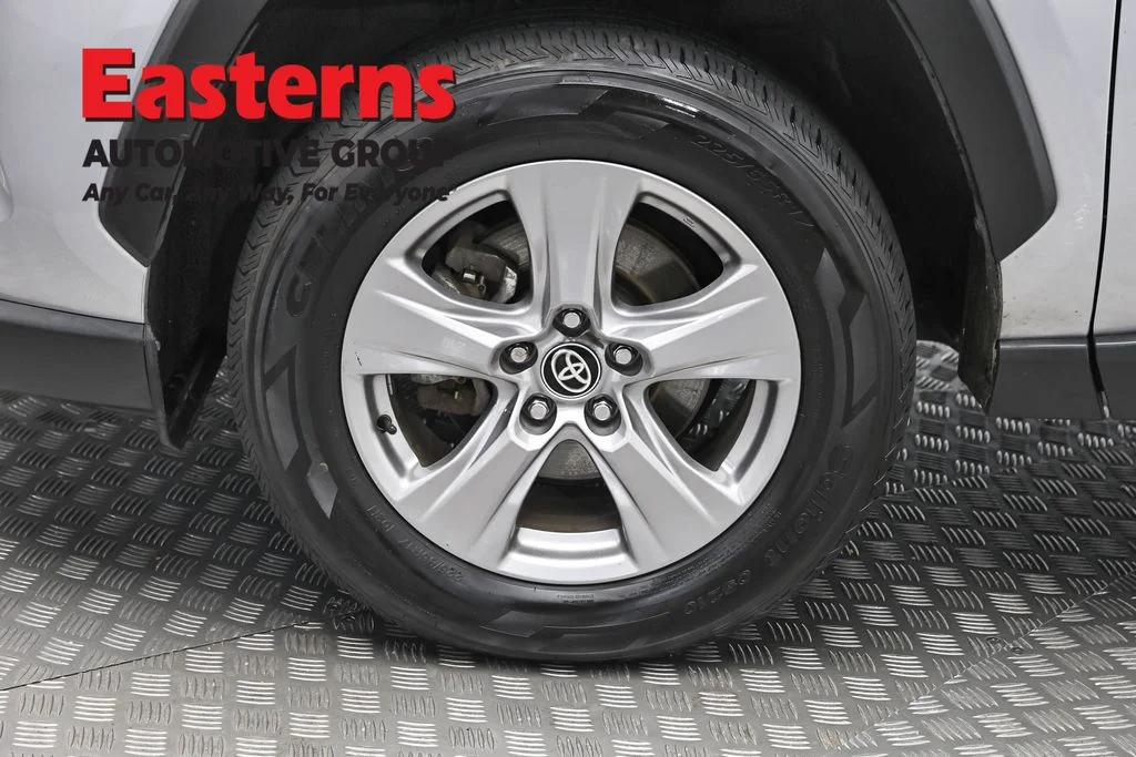 Used 2024 Silver Toyota XLE image 31