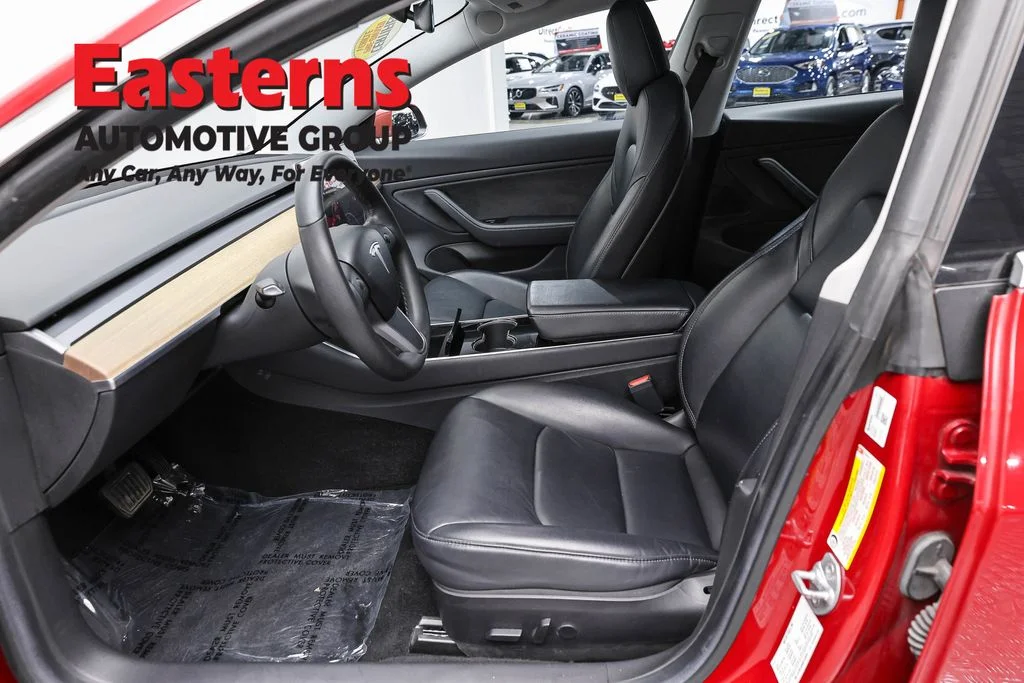 Used 2019 Red Tesla Long Range image 13