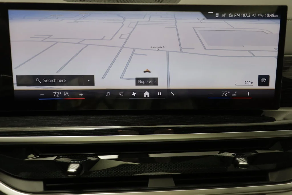 New 2027 MINERAL WHITE BMW xDrive40i image 11