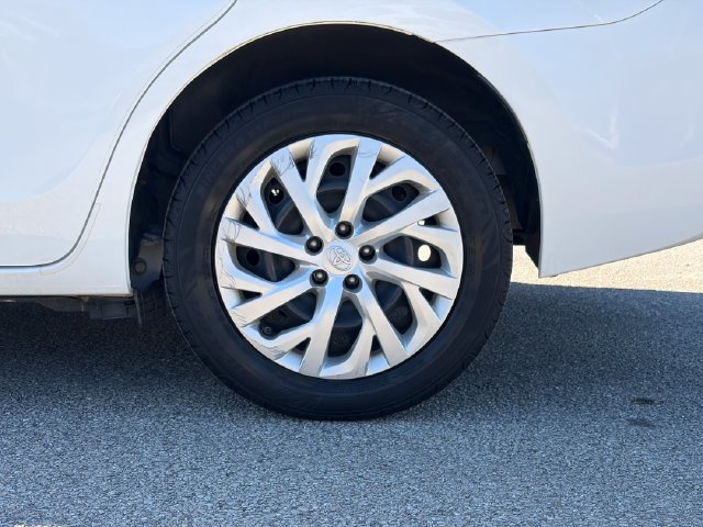 Used 2017 Super White Toyota LE image 12