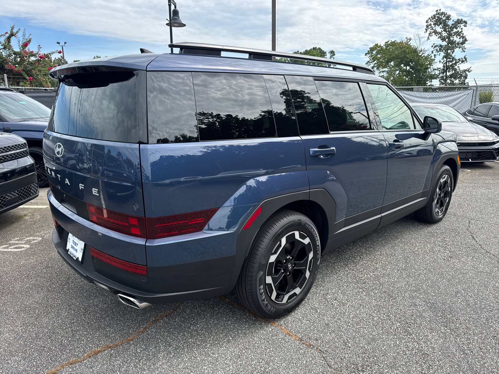 New 2026 Atlantis Blue Hyundai SEL image 5