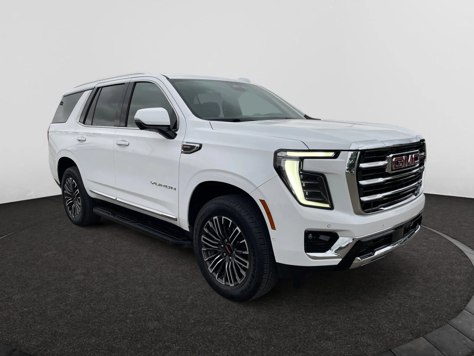 Used 2026 Summit White GMC Elevation 4WD Leather Sunroof Super Cruise Rear Media image 7