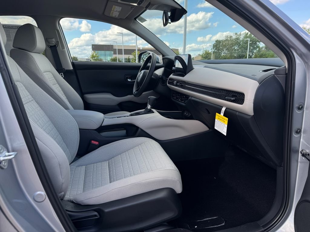 New 2027 Solar Silver Metallic Honda LX AWD image 24