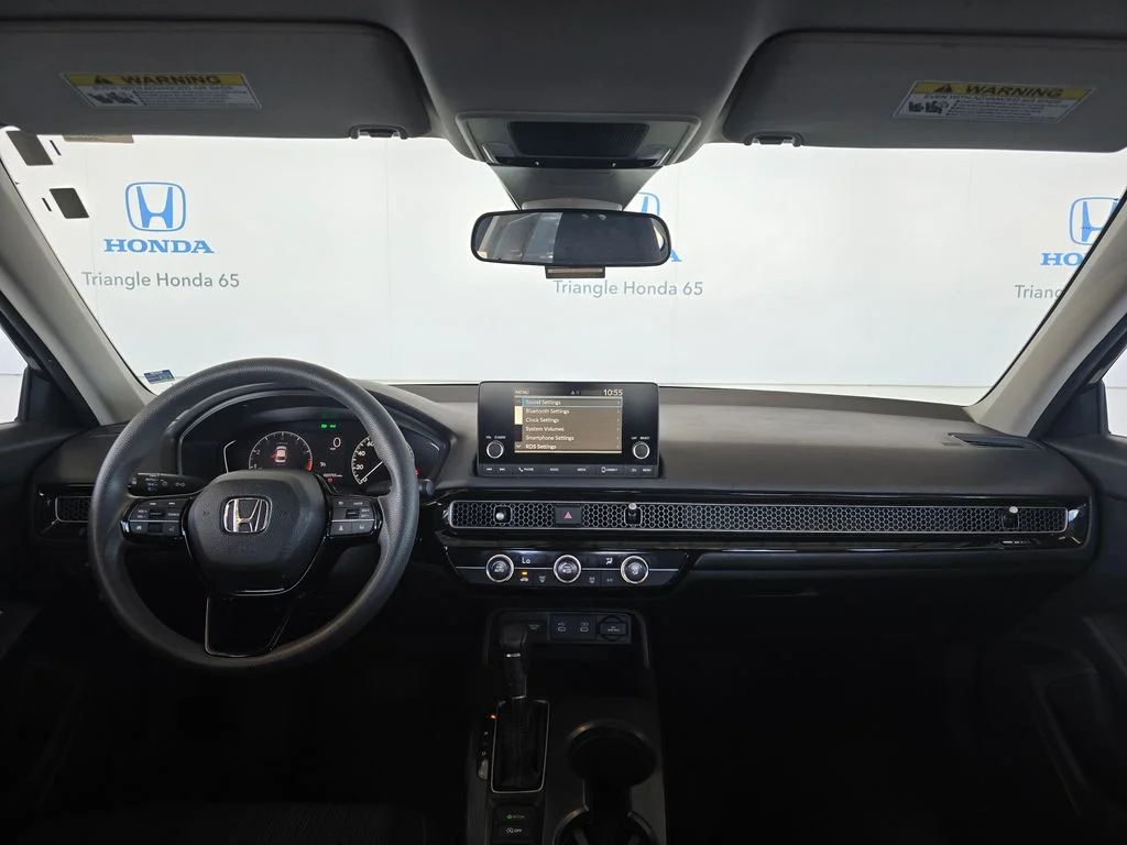 Used 2025  Honda LX image 7
