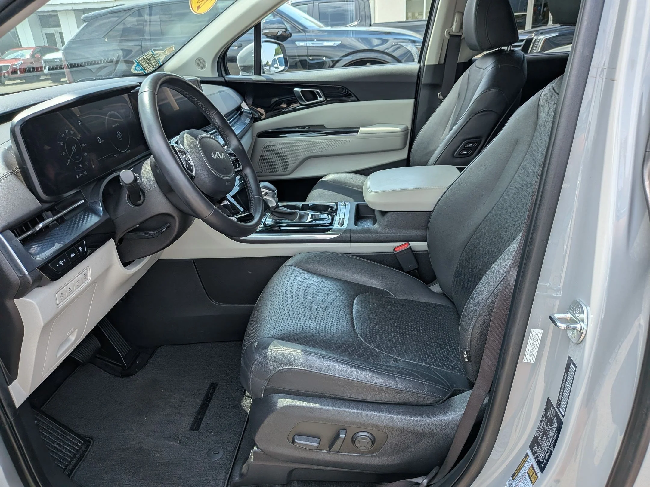 Used 2024 Ceramic Silver Kia SX Prestige image 24