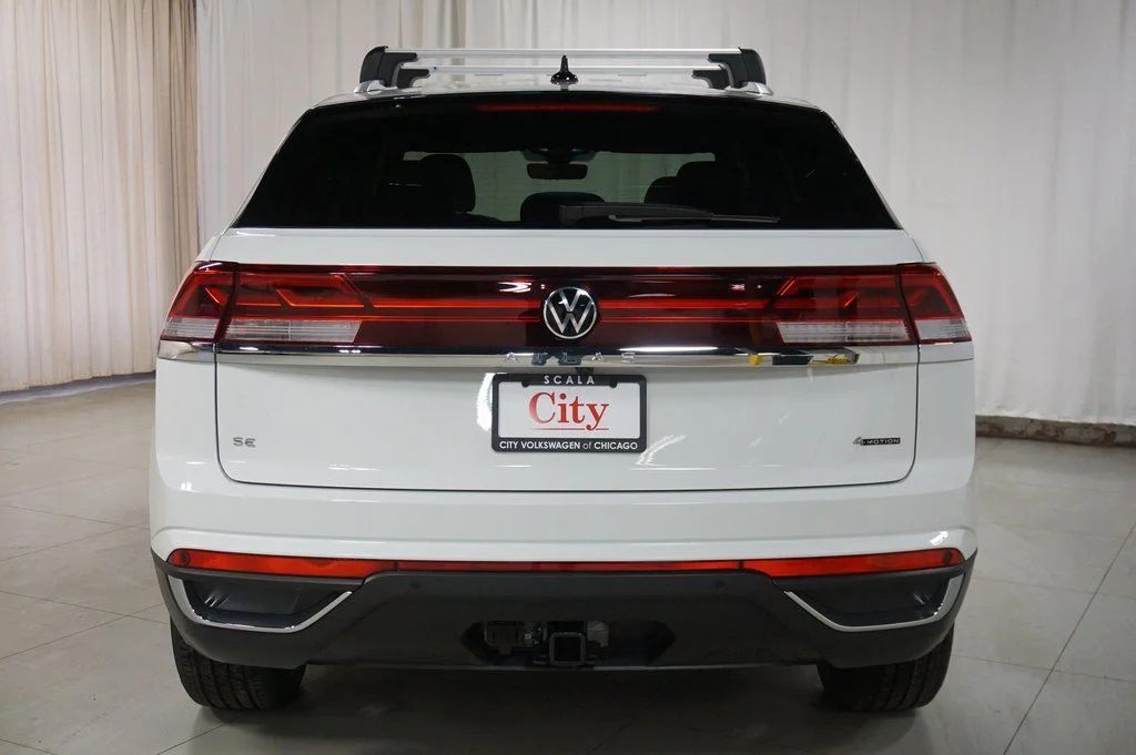 New 2026 White Volkswagen SE w/Technology image 6