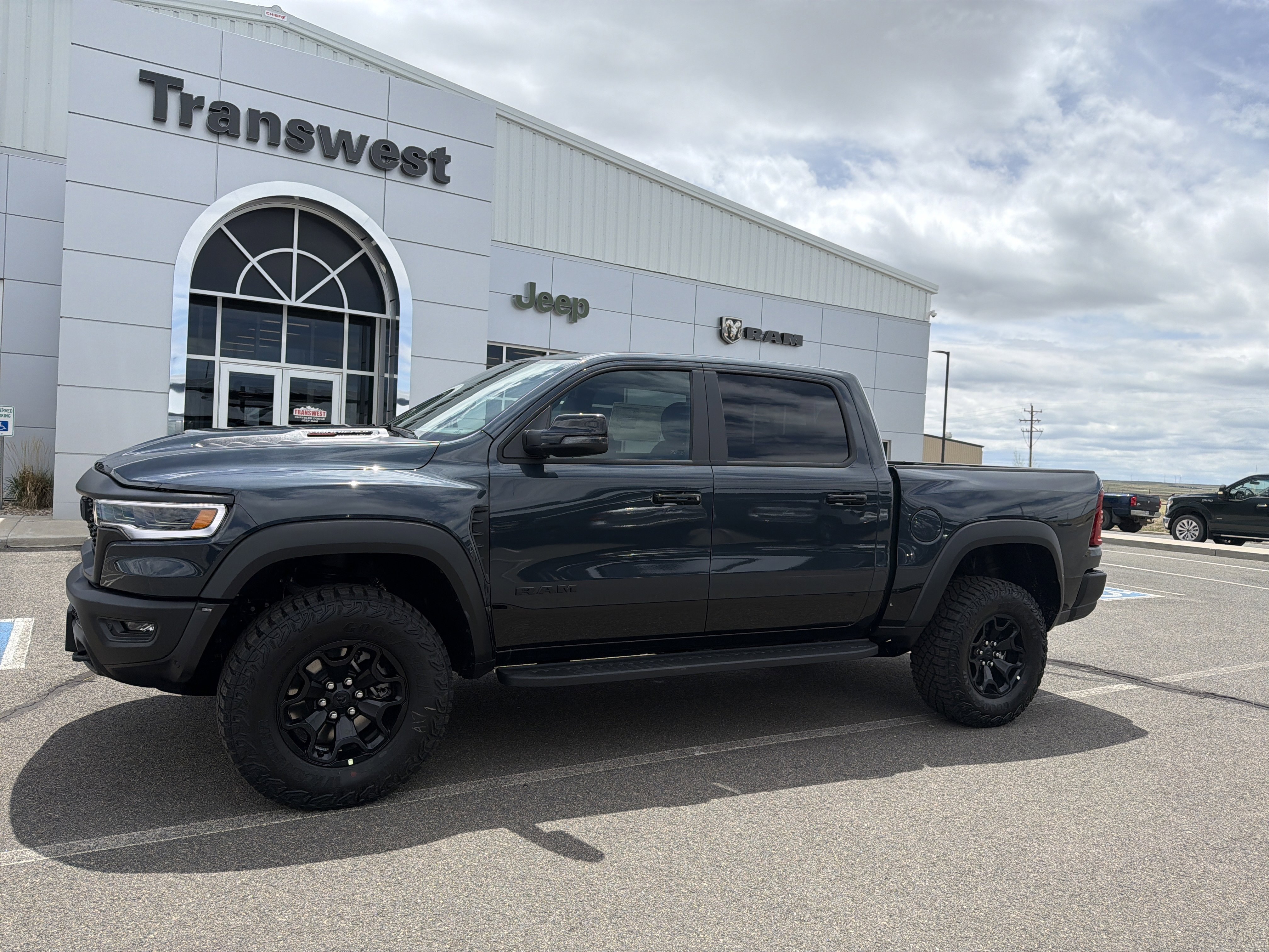 New 2026 Forged Blue Metallic Exterior Paint RAM RHO image 2