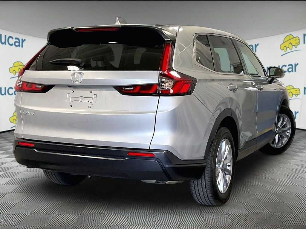 Used 2025 Silver Honda EX image 5