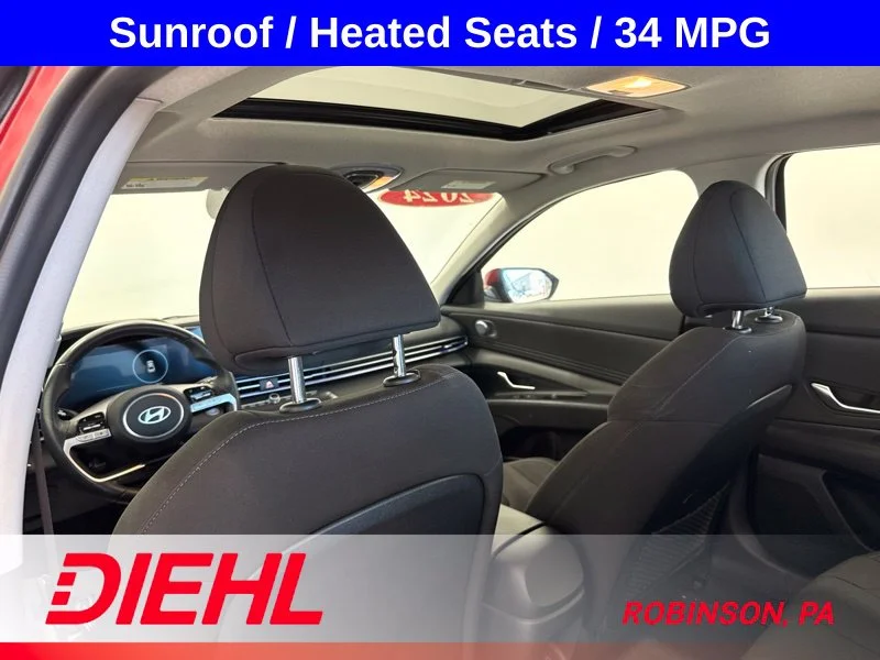 Used 2024 Red Hyundai SEL image 16