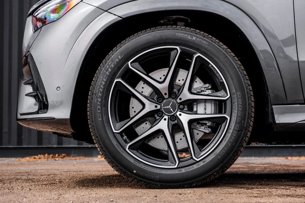 New 2026 Selenite Grey Metallic Mercedes-Benz GLE 53 AMG® image 4
