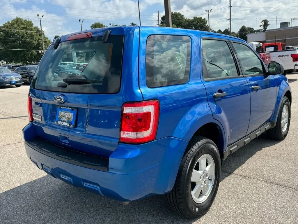 Used 2011 Blue Flame Metallic Ford XLS image 3
