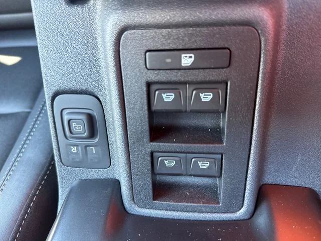 New 2025 Velocity Blue Metallic Ford Big Bend® image 33