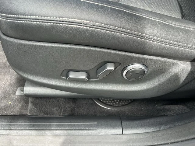 Used 2025 Blue Genesis 2.5T image 18