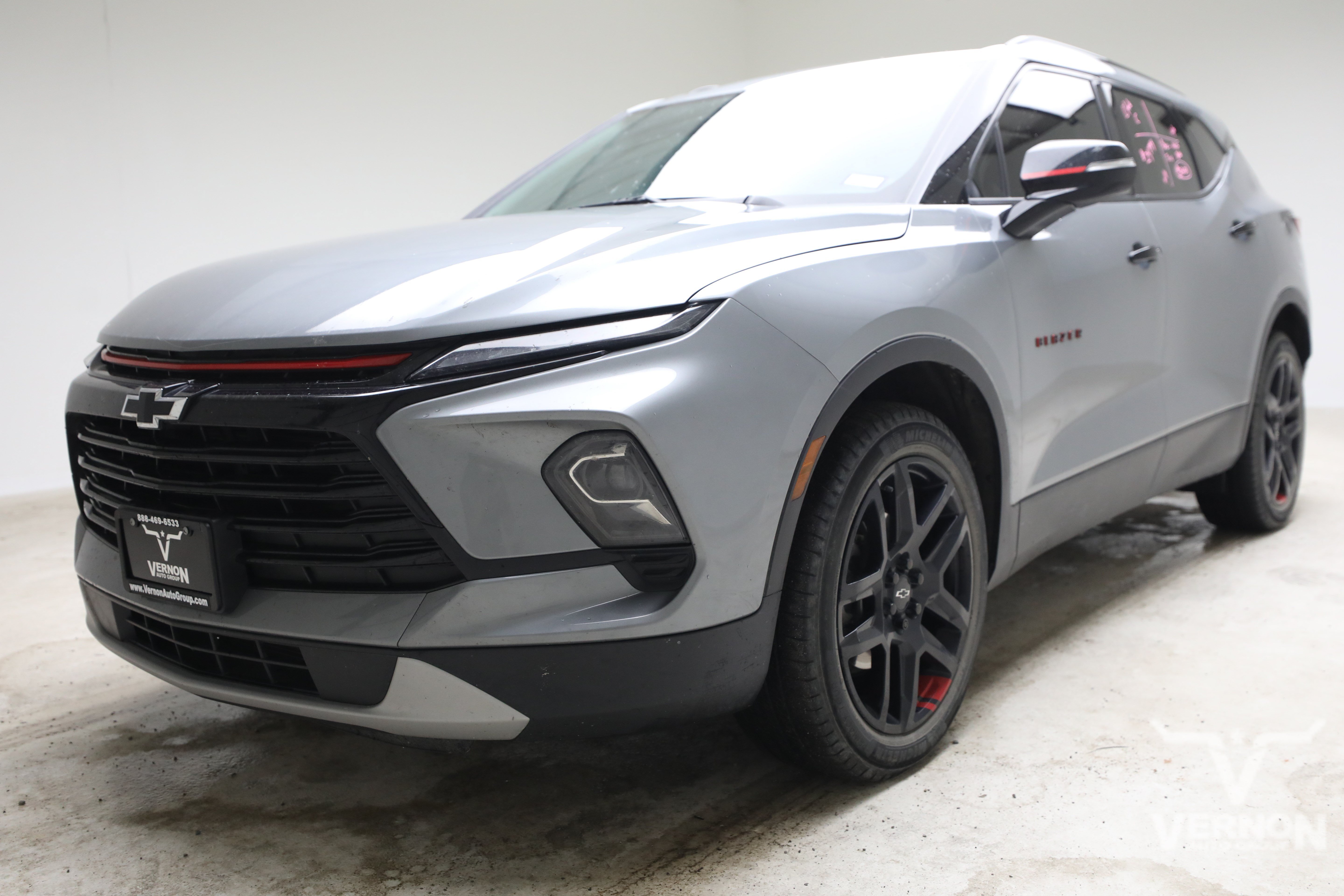 Used 2023 Sterling Gray Metallic Chevrolet Y image 1
