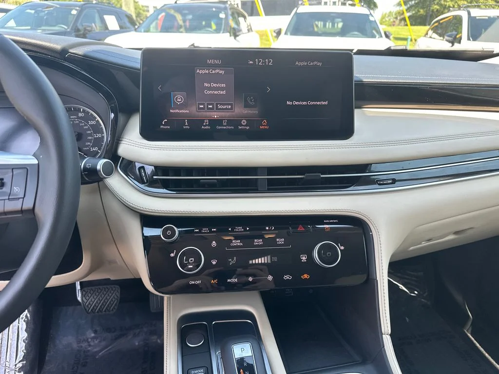 Used 2024 Black INFINITI PURE image 24