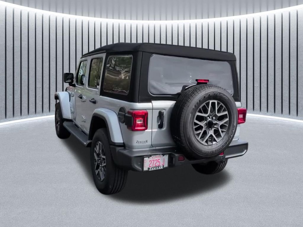 Used 2024 Silver Jeep Sahara image 10