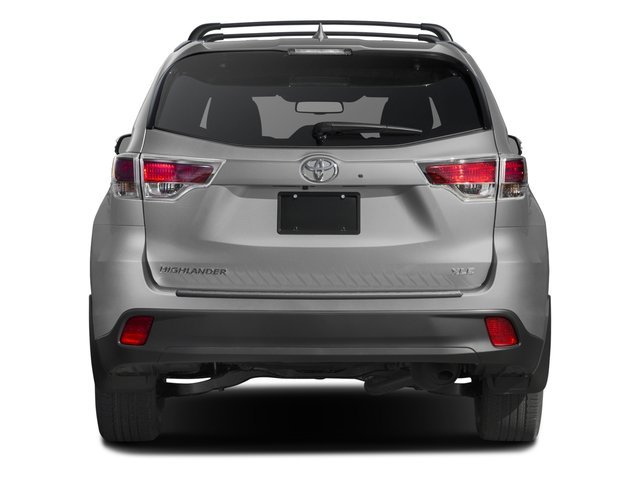 Used 2016 Ooh La La Rouge Mica Toyota XLE image 5
