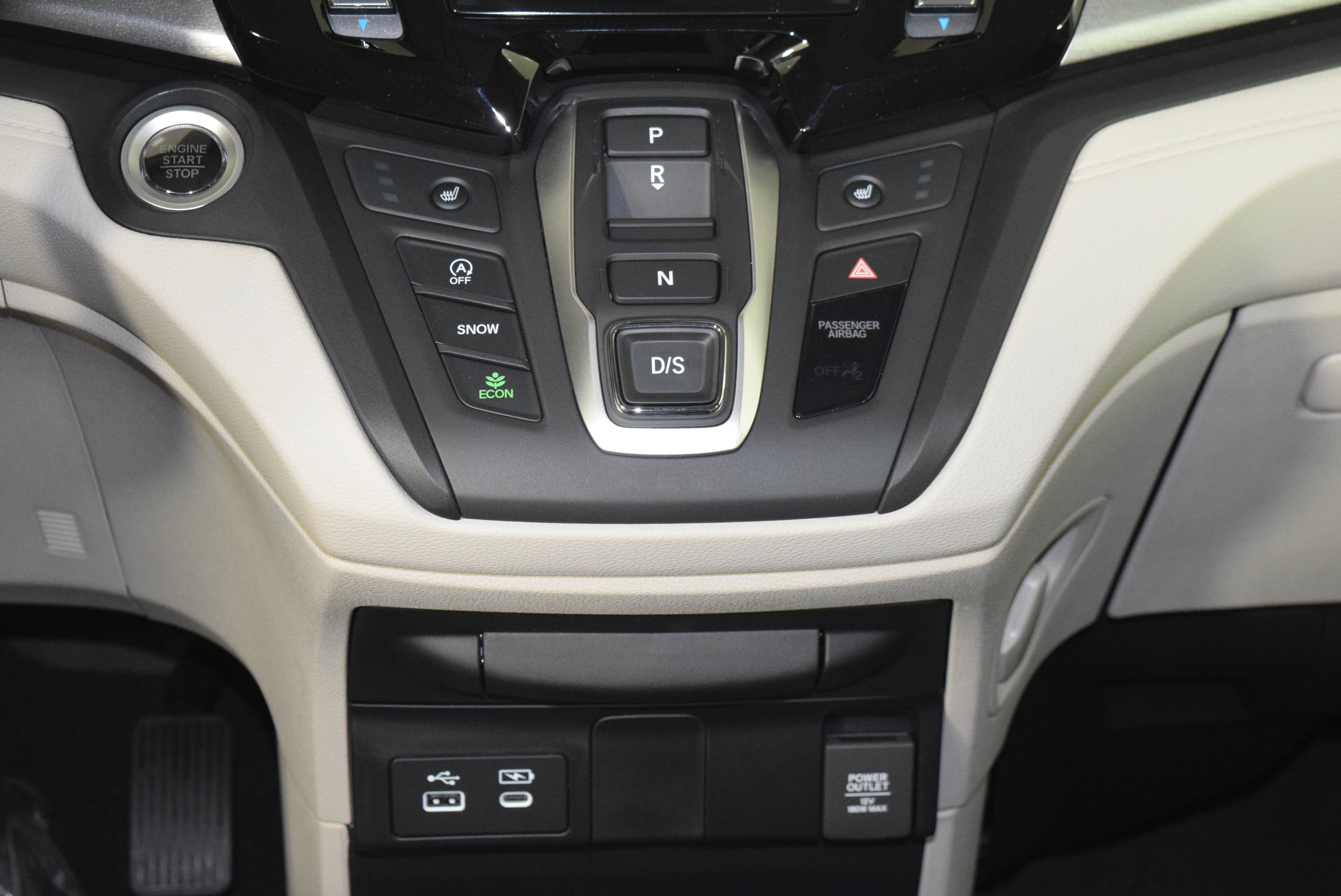 New 2026 Platinum White Pearl Honda EX-L image 13