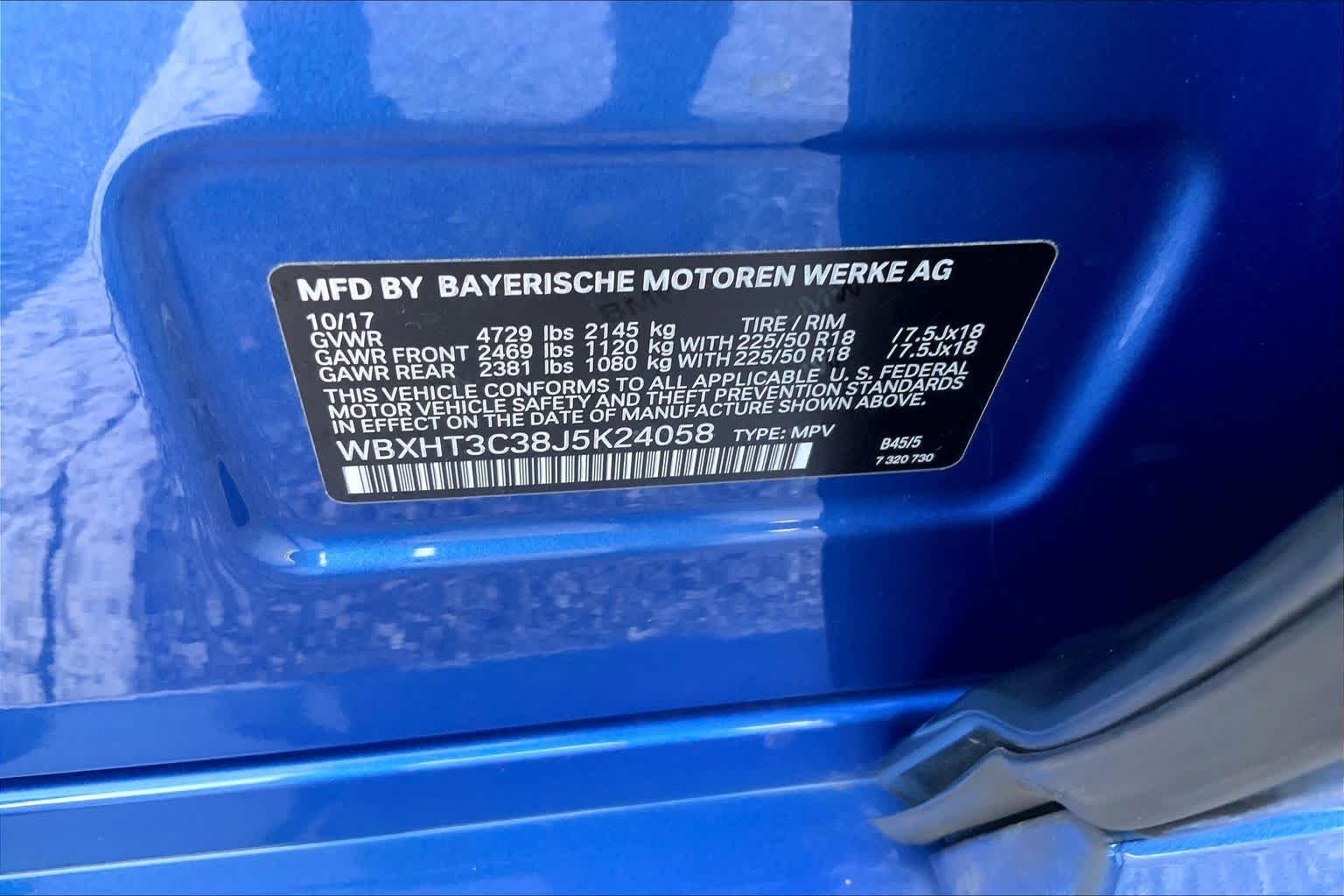 Used 2018 Estoril Blue Metallic BMW xDrive28i image 31