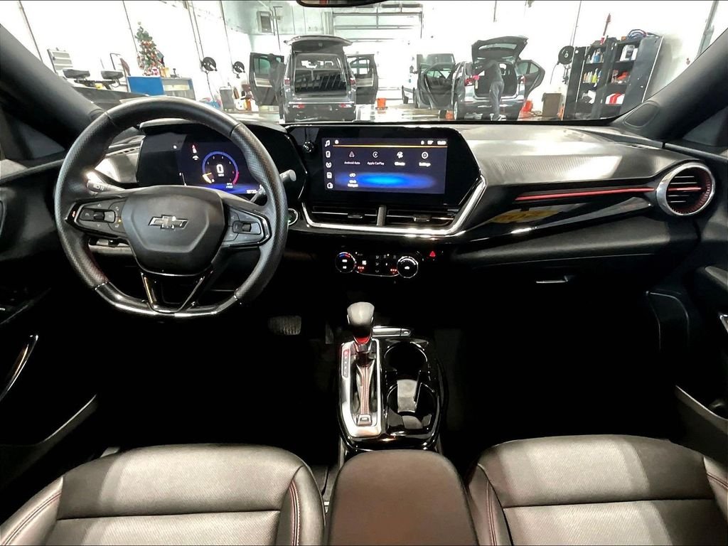 Used 2024 Red Chevrolet 2RS image 21