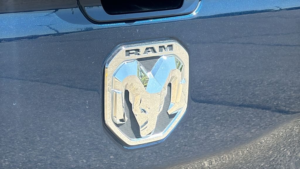 Used 2023 Blue Ram Big Horn/Lone Star image 11