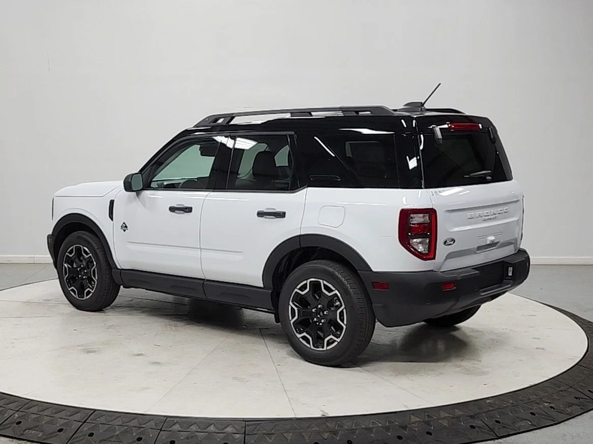 New 2026 Oxford White Ford Outer Banks® image 5