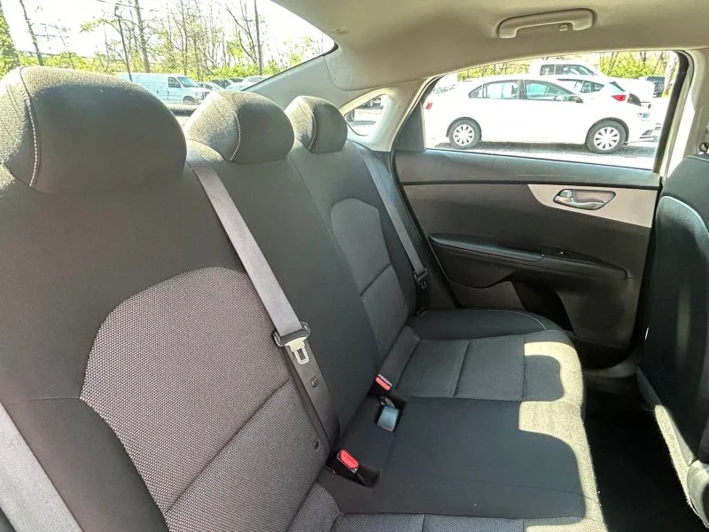 Used 2023 White Kia LX Sedan 4D image 24