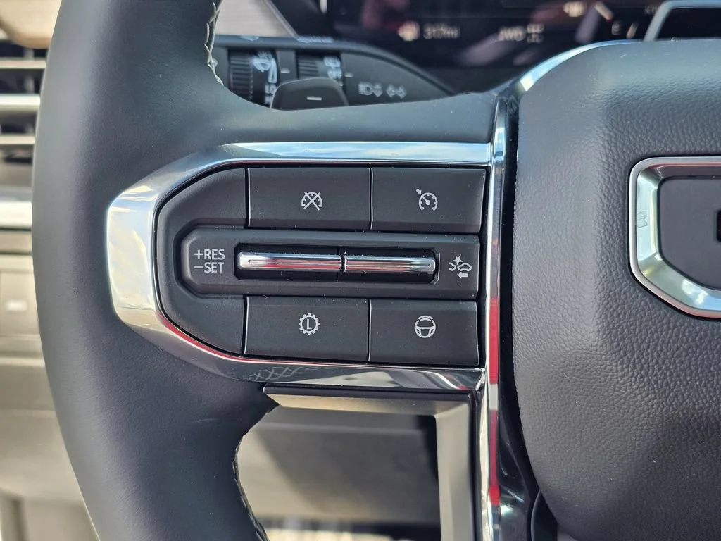 Used 2026 Glacier White Tricoat GMC Denali image 22