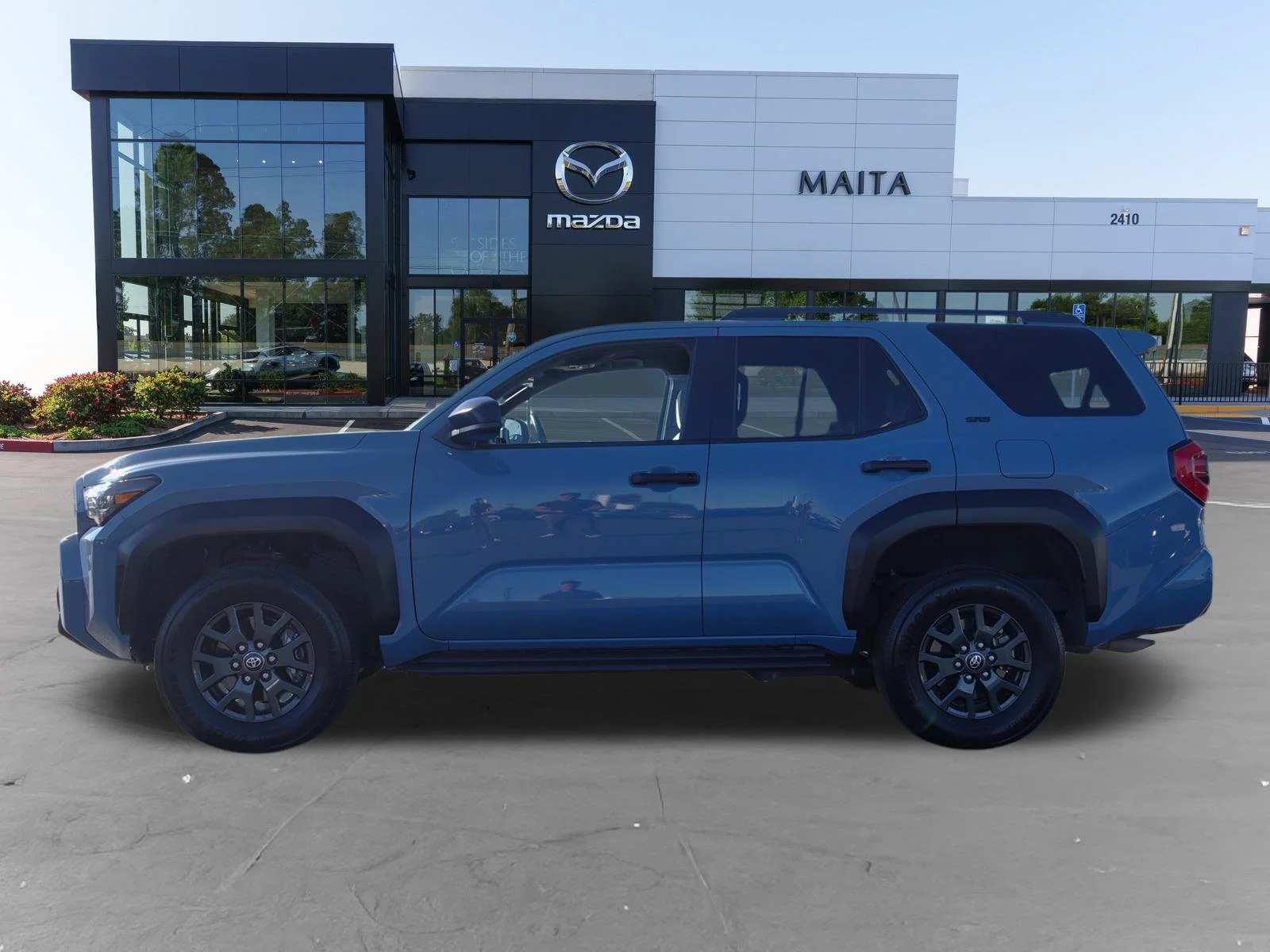 Used 2025 Heritage Blue Toyota SR5 image 6