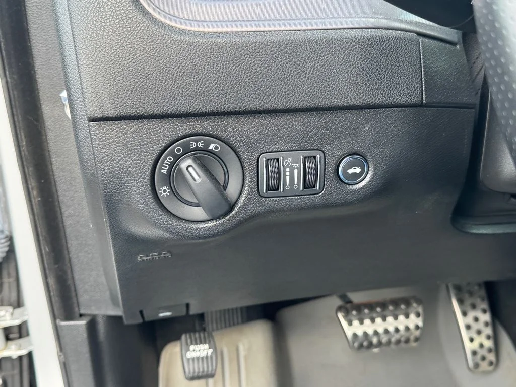 Used 2023 Silver Dodge R/T image 23