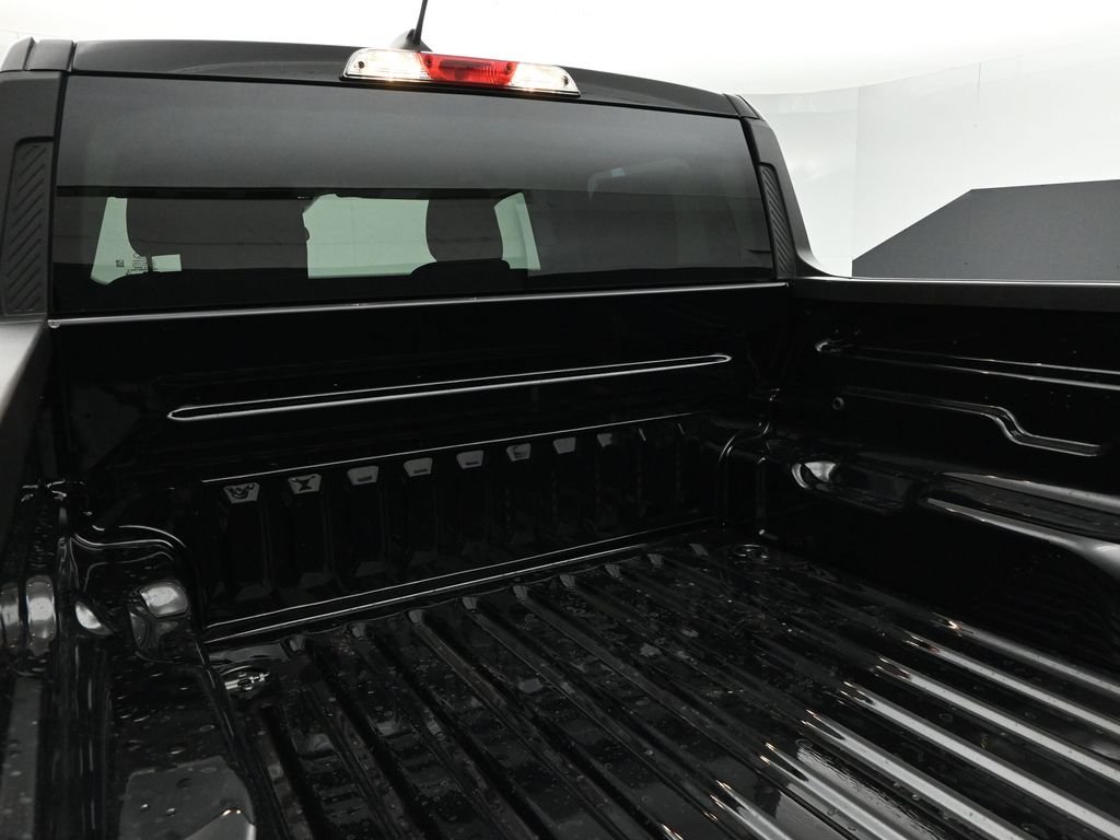 New 2026 Shadow Black Ford XLT image 20