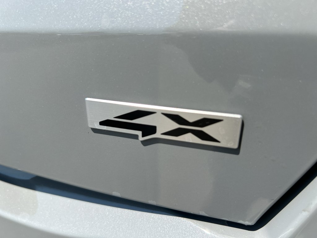 New 2026 Wolf Gray Kia S image 8